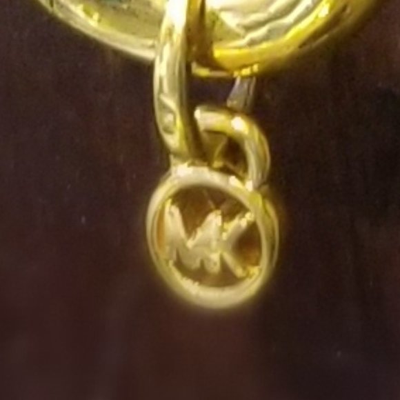 RARE MICHAEL KORS LARGE TOGGLE NECKLACE + MK MASK - Picture 6 of 16